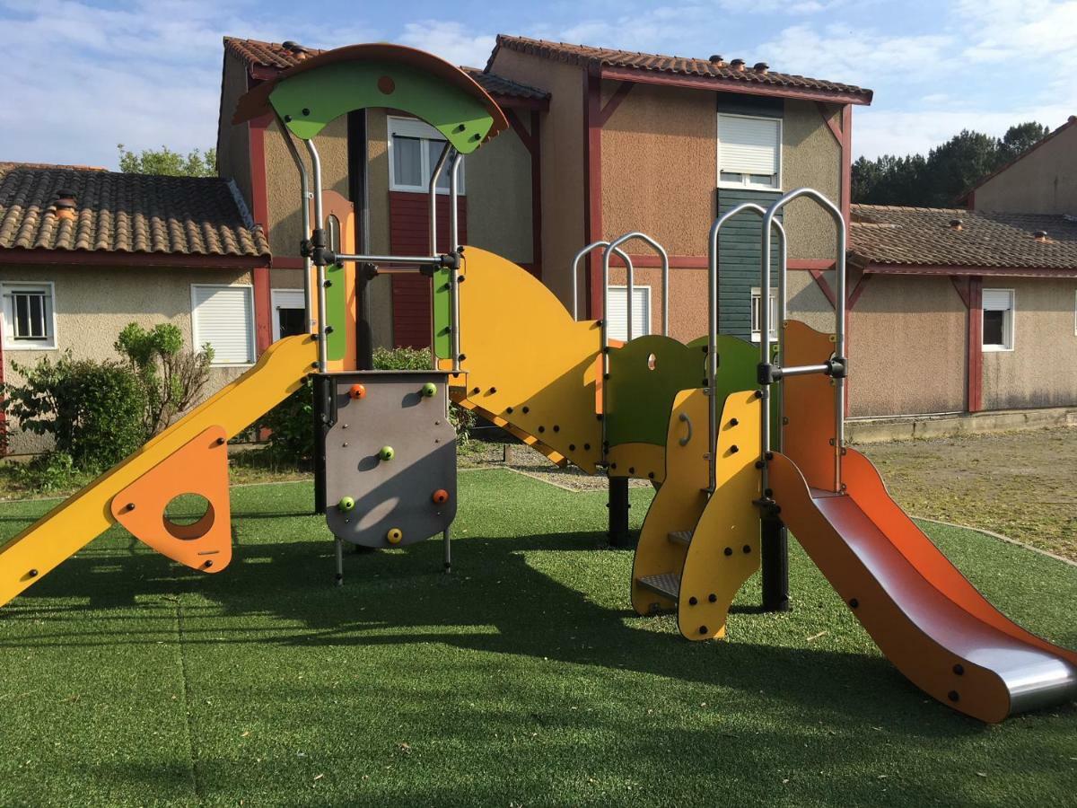Residence Mes Amours D'Enfants - Les Villas Du Lac Сустон Экстерьер фото